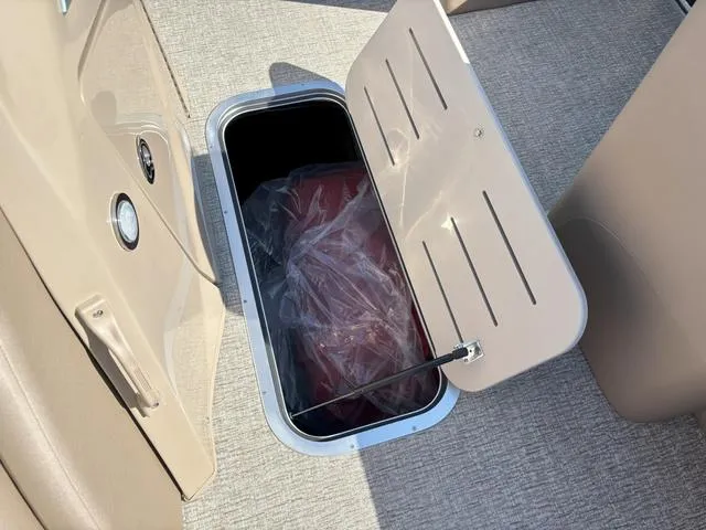 Slide: The Image of Bennington 23LXSSB 2026 - 12