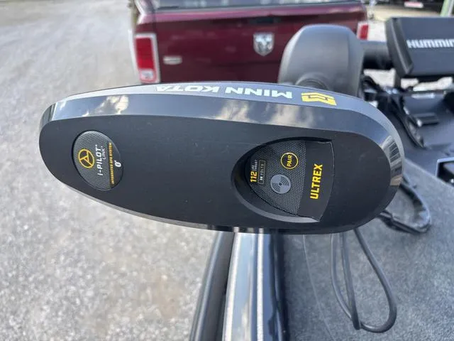 Slide: The Image of Skeeter FXR 21 APEX 2023 - 15