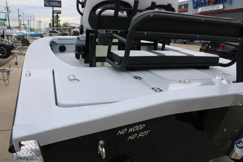 Slide: The Image of 2025 Freedom Boats 23' Warrior, showcasing durable, rot-resistant design at dealership. - 27