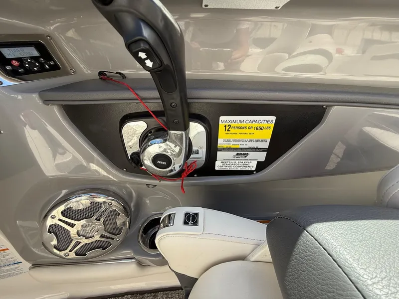 Slide: The Image of Chaparral 226 SSi 2014 - 19