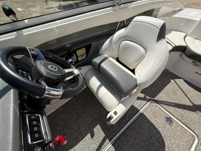 Slide: The Image of Chaparral 226 SSi 2014 - 20