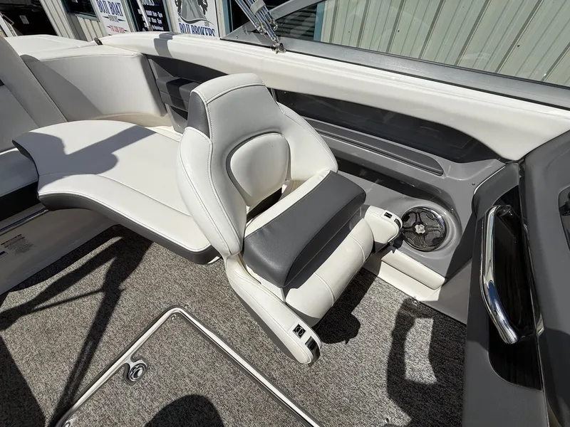 Slide: The Image of Chaparral 226 SSi 2014 - 21