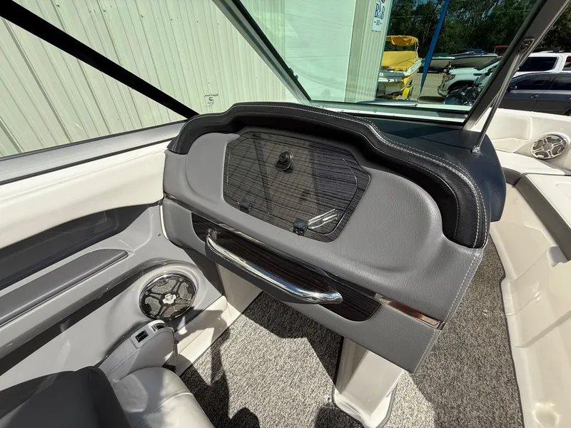 Slide: The Image of Chaparral 226 SSi 2014 - 22