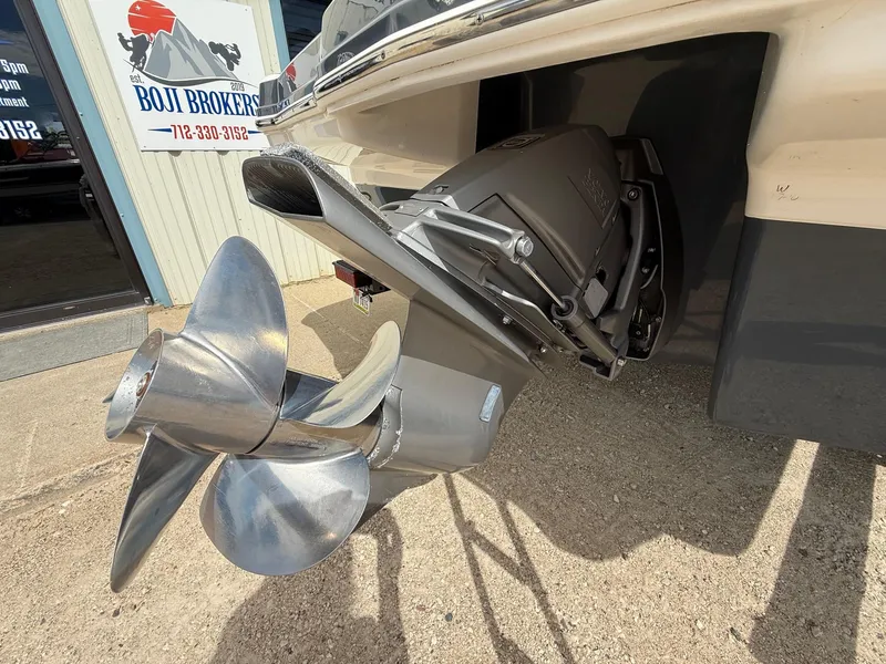 Slide: The Image of Chaparral 226 SSi 2014 - 8