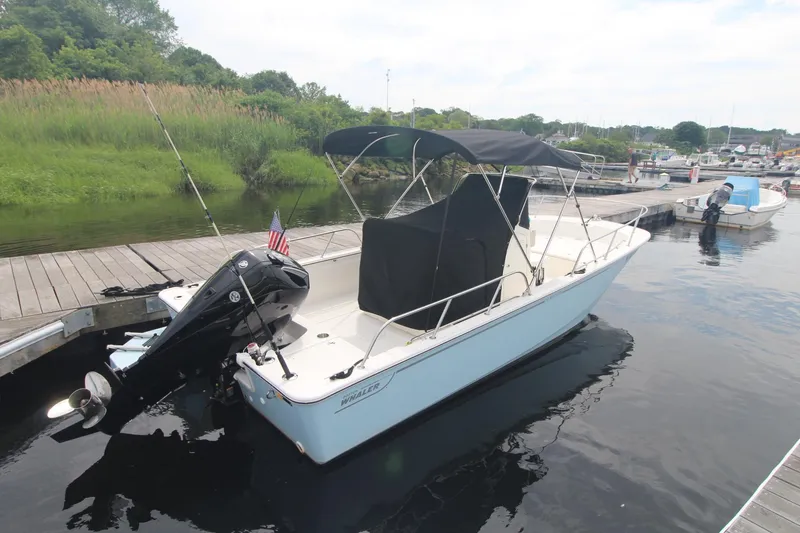 Slide: The Image of Boston Whaler 210 Montauk 2024 - 1