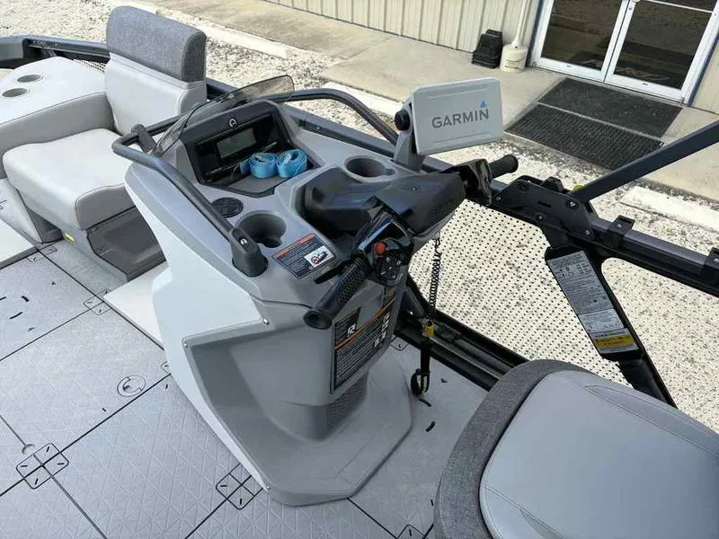 Slide: The Image of 2022 Sea-Doo SWITCH SPORT 21 boat dashboard with Garmin navigation system. - 6