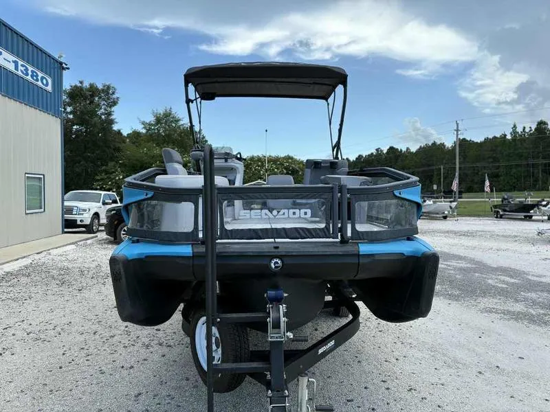 Slide: The Image of 2022 Sea-Doo SWITCH SPORT 21 boat on trailer, parked outdoors. - 8