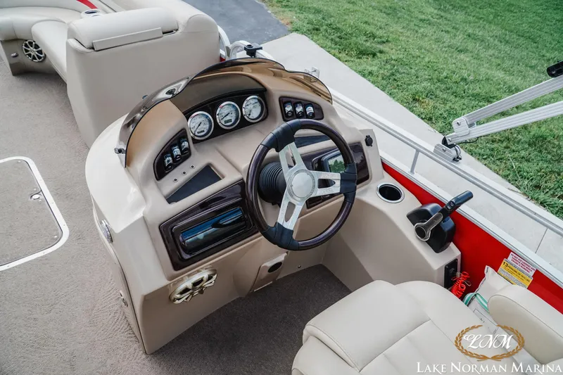 Slide: The Image of Bennington 2274GL 2012 - 8