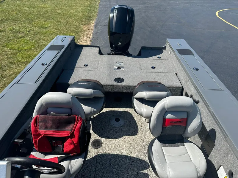 Slide: The Image of Tracker Targa V-18 Combo 2015 - 13