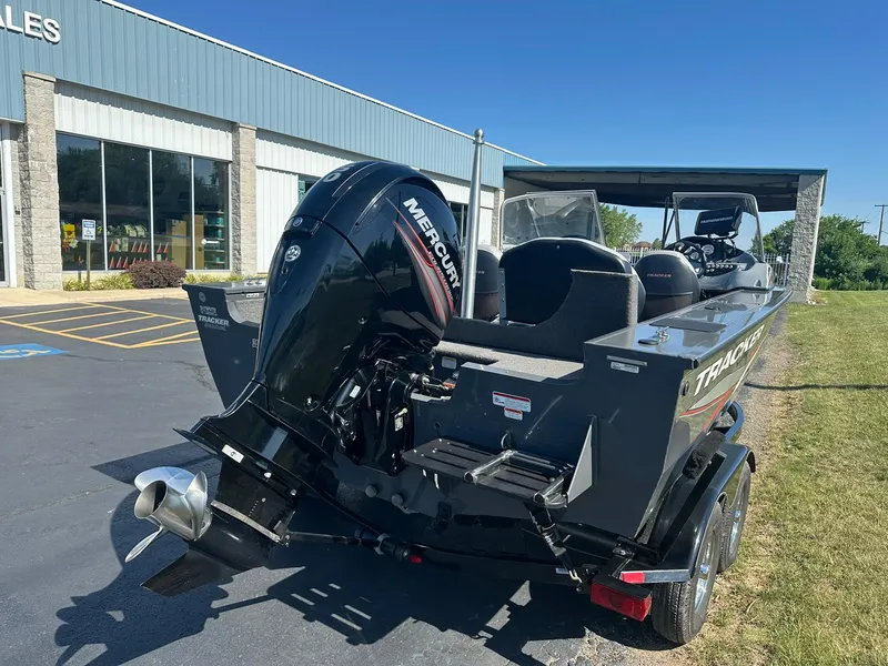 Slide: The Image of Tracker Targa V-18 Combo 2015 - 2