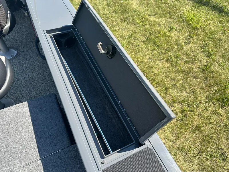 Slide: The Image of Tracker Targa V-18 Combo 2015 - 27