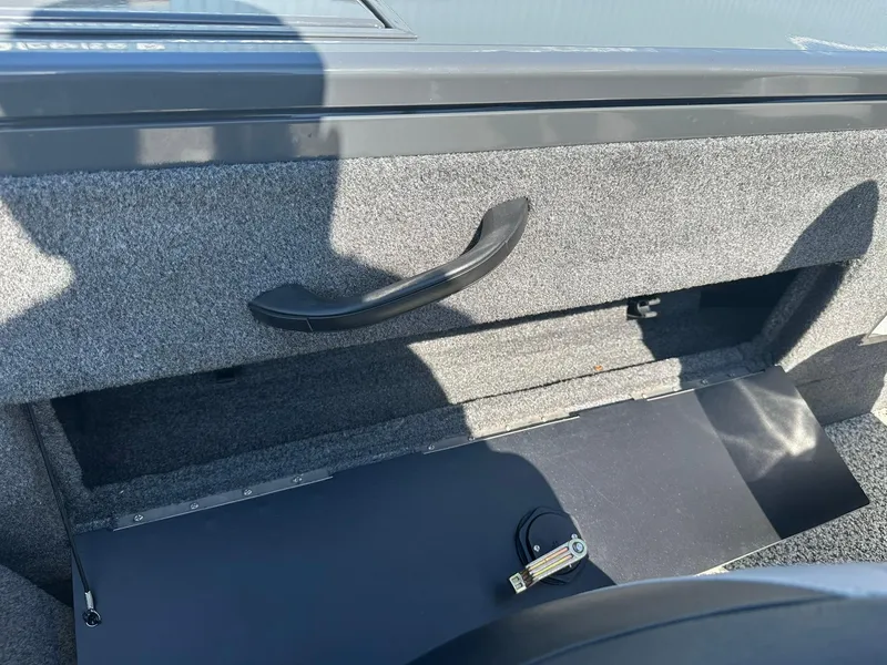 Slide: The Image of Tracker Targa V-18 Combo 2015 - 32