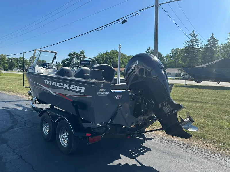 Slide: The Image of Tracker Targa V-18 Combo 2015 - 4