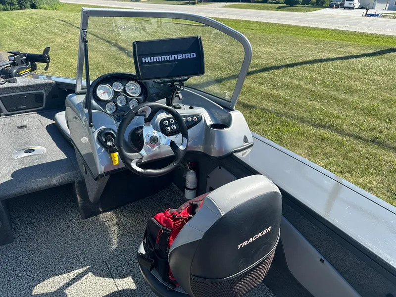 Slide: The Image of Tracker Targa V-18 Combo 2015 - 8