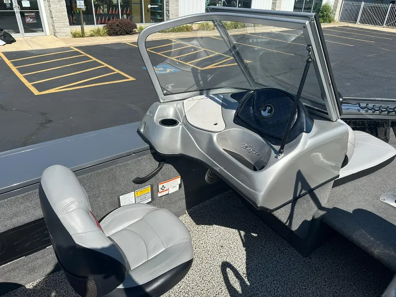 Slide: The Image of Tracker Targa V-18 Combo 2015 - 9