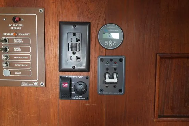 Slide: The Image of Electrical panel and controls on a 1980 CAL 39 MK II Sloop sailboat. - 31