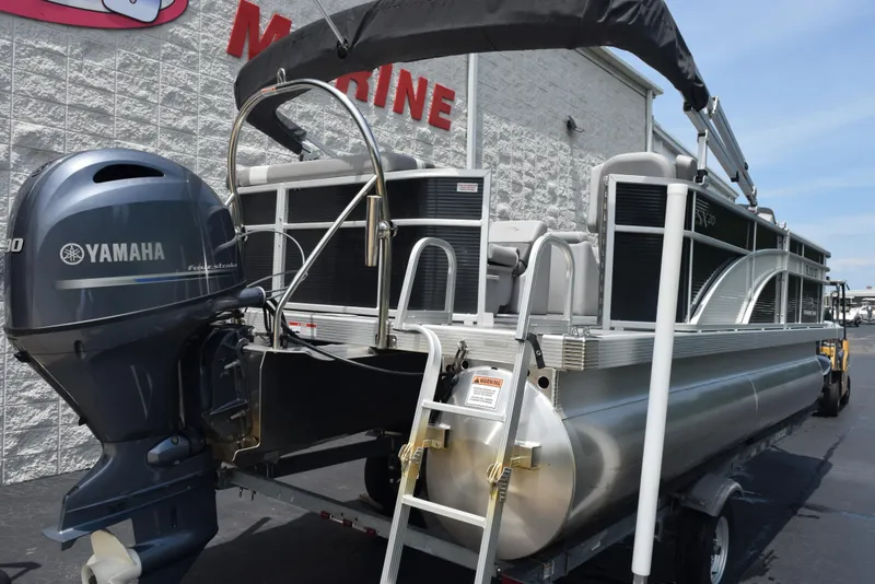 Slide: The Image of 2020 Bennington SX 20 SSX pontoon boat with Yamaha outboard motor. - 4