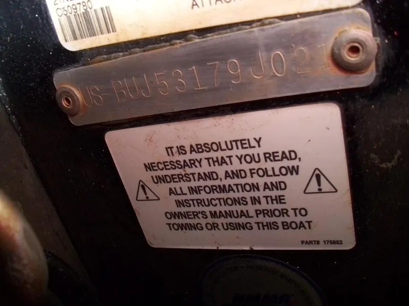 Slide: The Image of 2021 Nitro Z21 warning label emphasizing manual reading before use. - 5