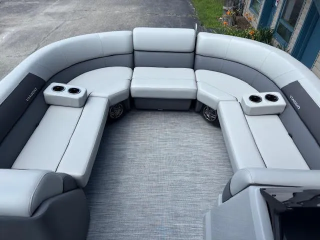 Slide: The Image of Viaggio V22U 2026 - 18