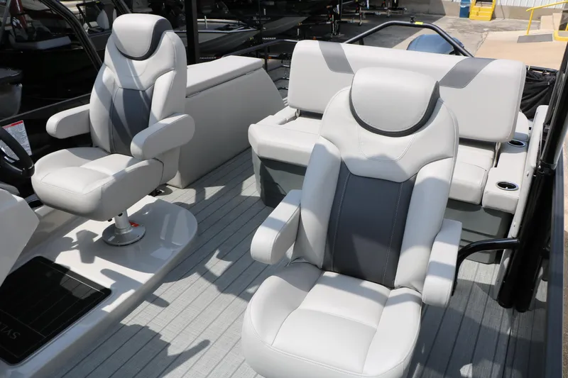 Slide: The Image of 2025 Sylvan L3 CLZ DH boat interior with luxurious seating and modern design. - 28