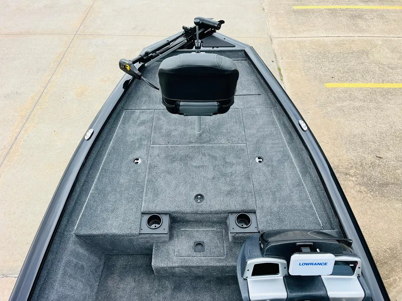 Slide: The Image of 2026 Tracker Pro Team 175 boat deck with seating and Lowrance equipment. - 7