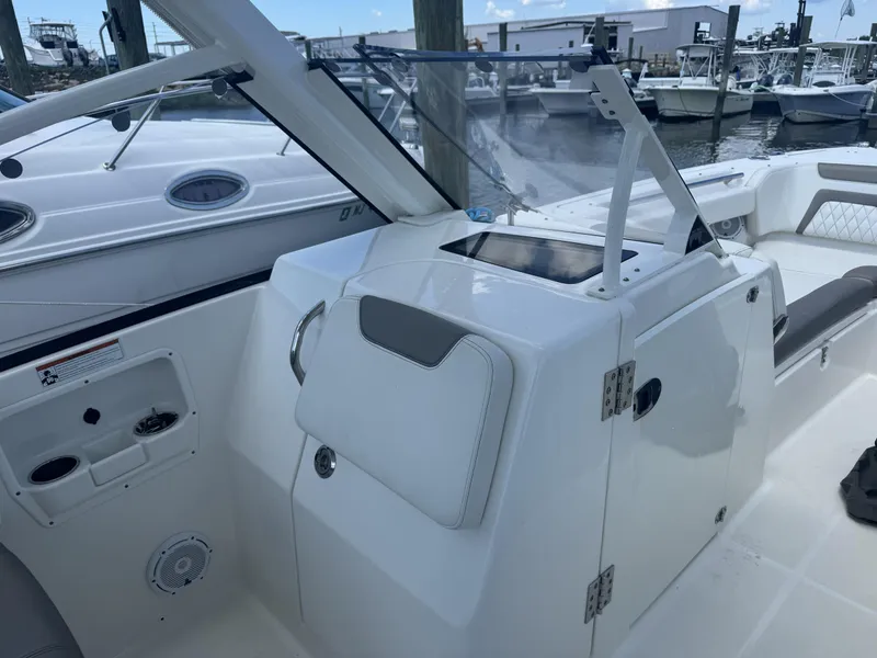 Slide: The Image of World Cat 280DC-x 2021 - 10