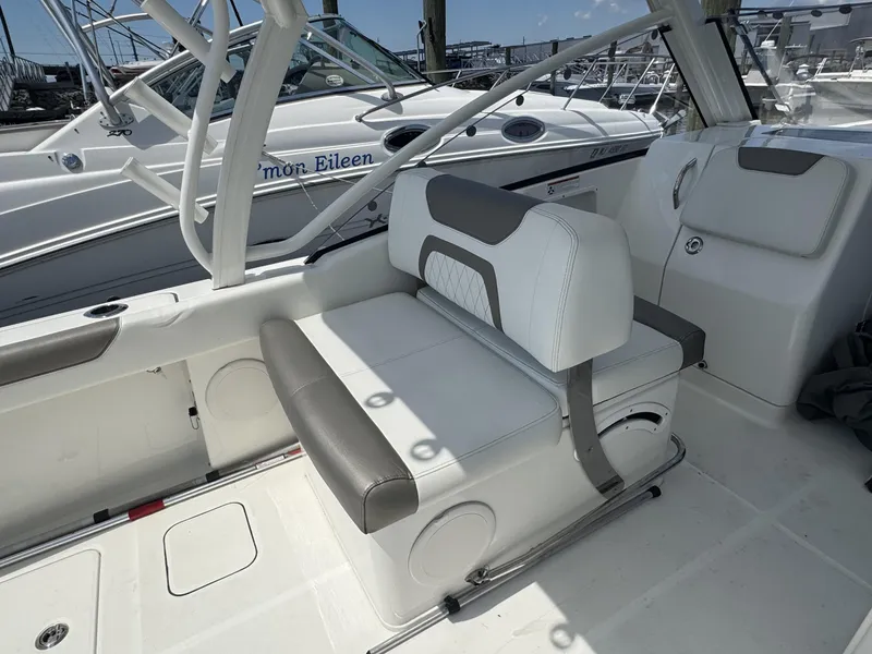 Slide: The Image of World Cat 280DC-x 2021 - 14