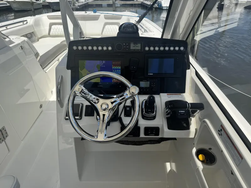 Slide: The Image of World Cat 280DC-x 2021 - 8