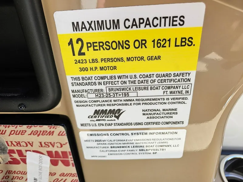 Slide: The Image of 2025 Harris Sunliner 230 capacity label: 12 persons, 1621 lbs, 300 HP motor compliance. - 23