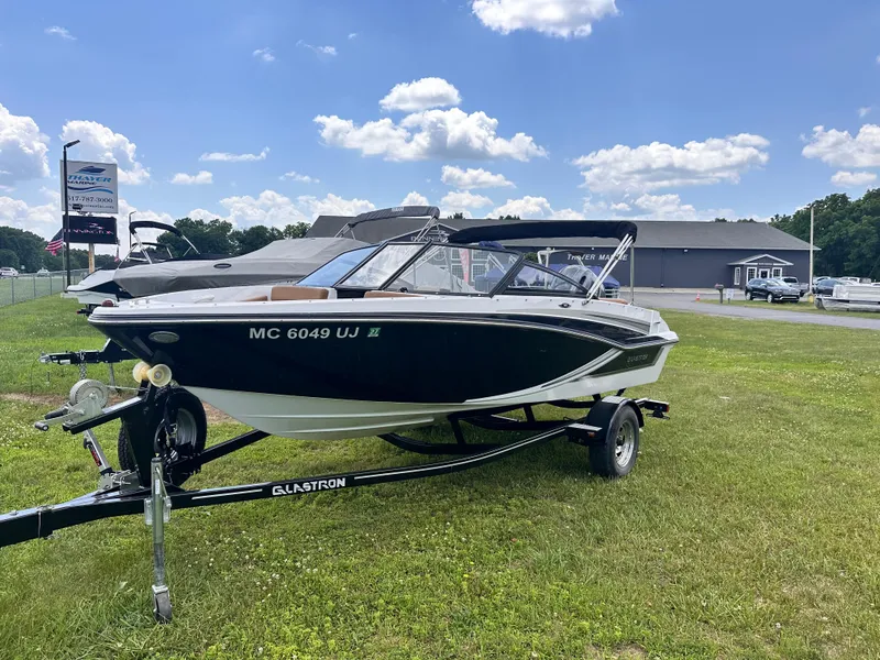 The Image of Glastron GT180 OPEN BOW 2019 - 1