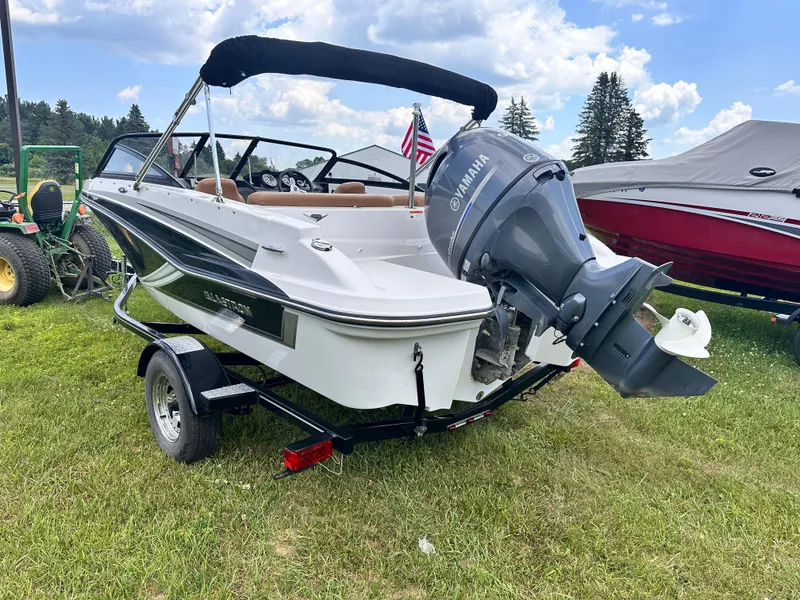 Slide: The Image of Glastron GT180 OPEN BOW 2019 - 4