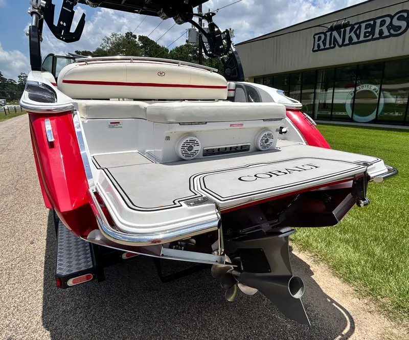 Slide: The Image of Cobalt R5 Surf 2020 - 11