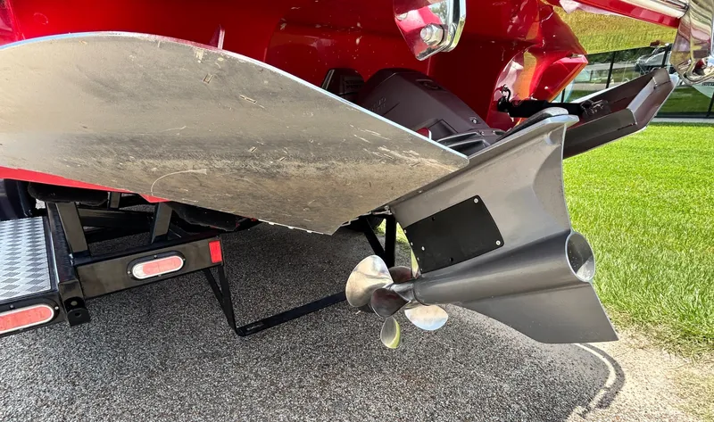 Slide: The Image of Cobalt R5 Surf 2020 - 12