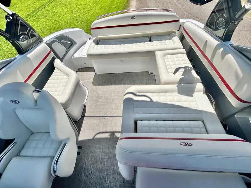 Slide: The Image of Cobalt R5 Surf 2020 - 44