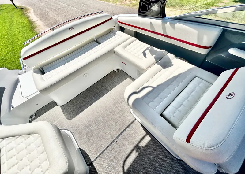 Slide: The Image of Cobalt R5 Surf 2020 - 46