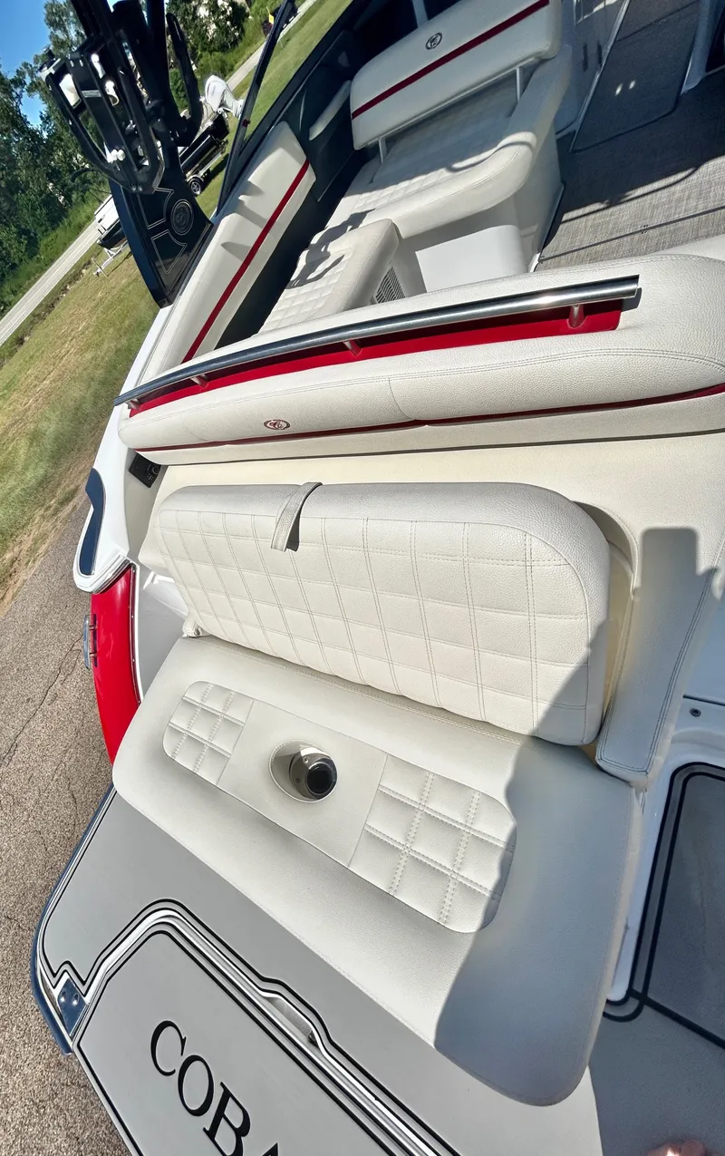 Slide: The Image of Cobalt R5 Surf 2020 - 47