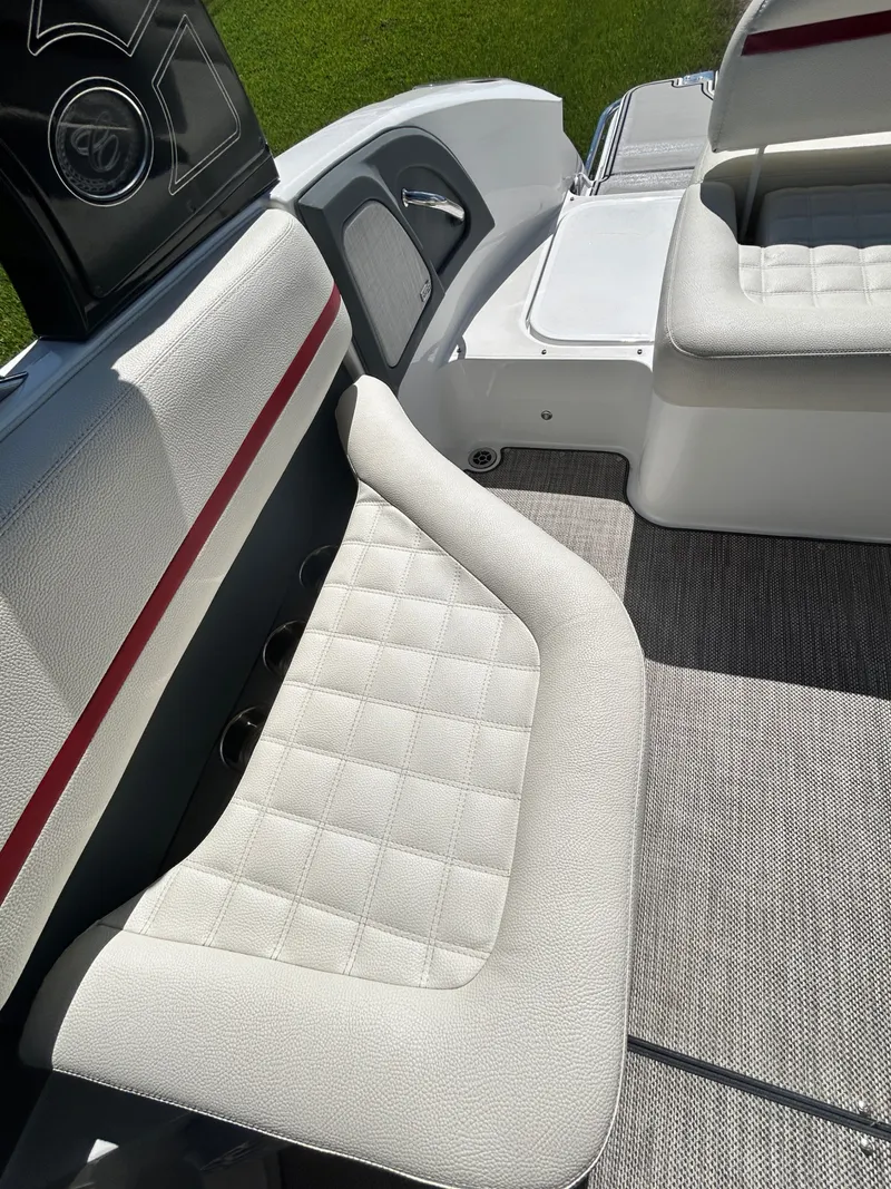 Slide: The Image of Cobalt R5 Surf 2020 - 53