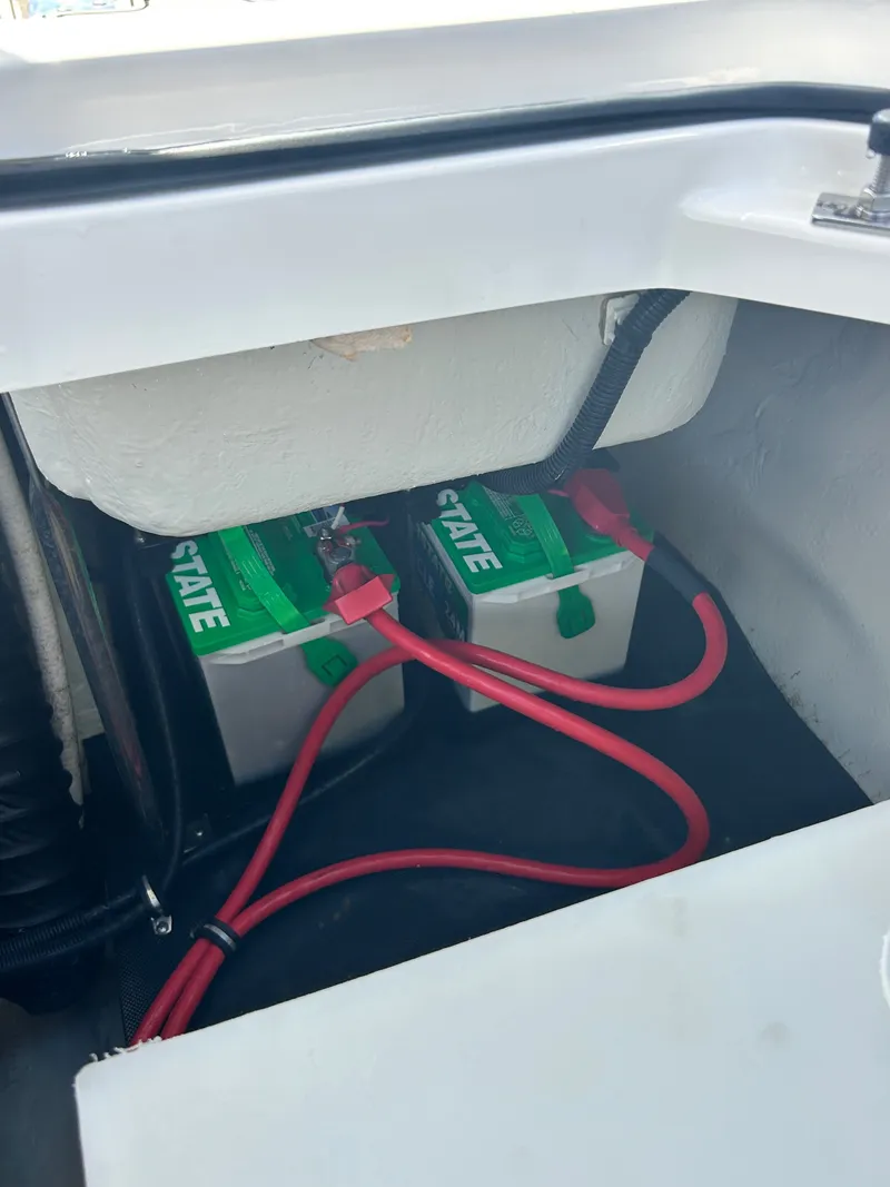 Slide: The Image of Cobalt R5 Surf 2020 - 62