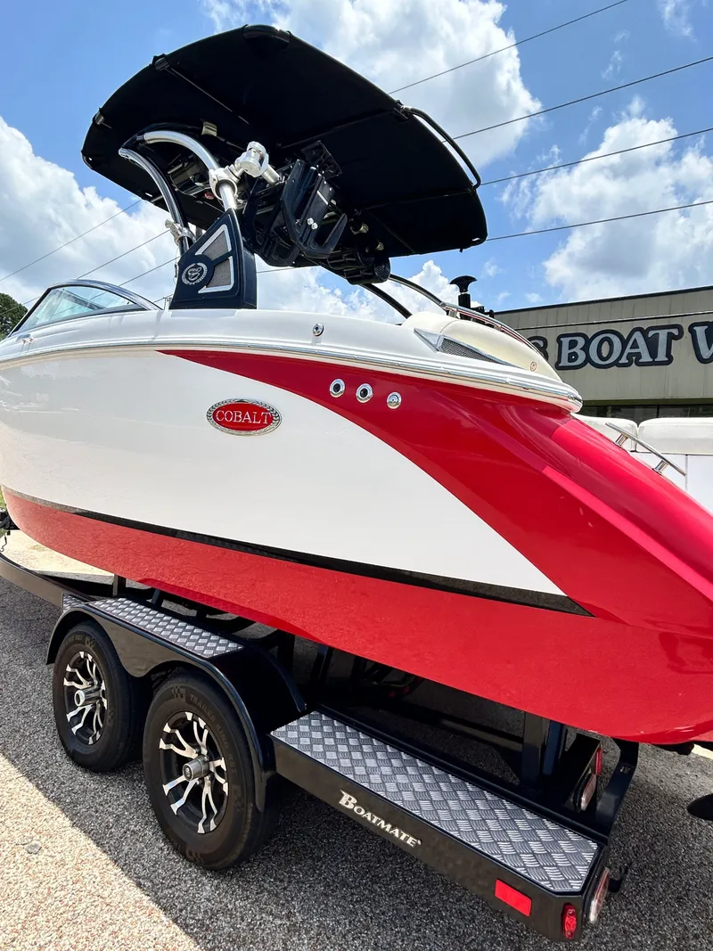 Slide: The Image of Cobalt R5 Surf 2020 - 7