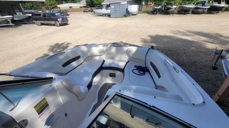 Slide: The Image of Chaparral 224 Sunesta 2015 - 8