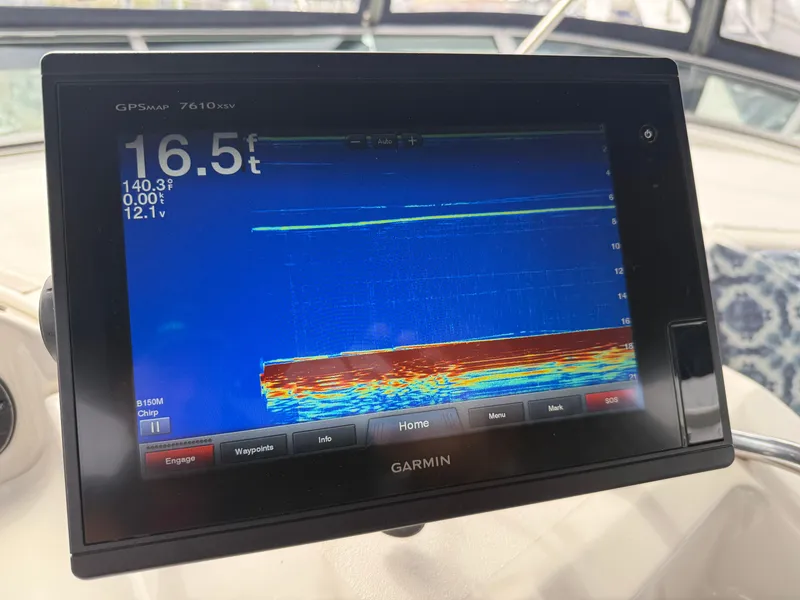 Slide: The Image of Garmin GPSMAP 7610xsv sonar display on 2001 Bayliner 3988 Command Bridge Motoryacht. - 46