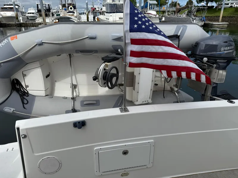 Slide: The Image of Bayliner 3988 Command Bridge Motoryacht 2001 - 55