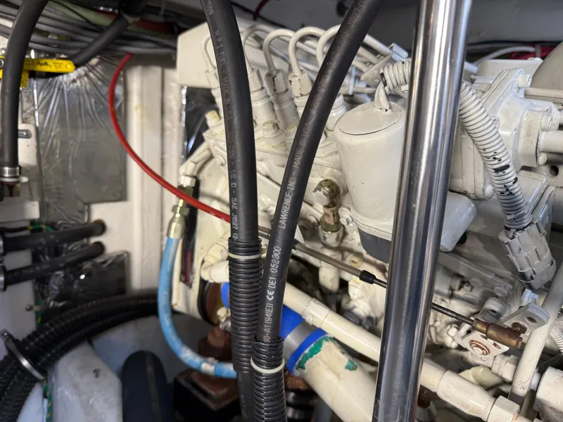 Slide: The Image of Bayliner 3988 Command Bridge Motoryacht 2001 - 77