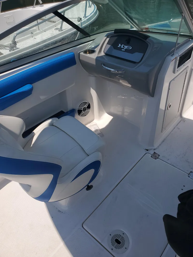 Slide: The Image of Chaparral 21 H2O Sport OB 2018 - 26