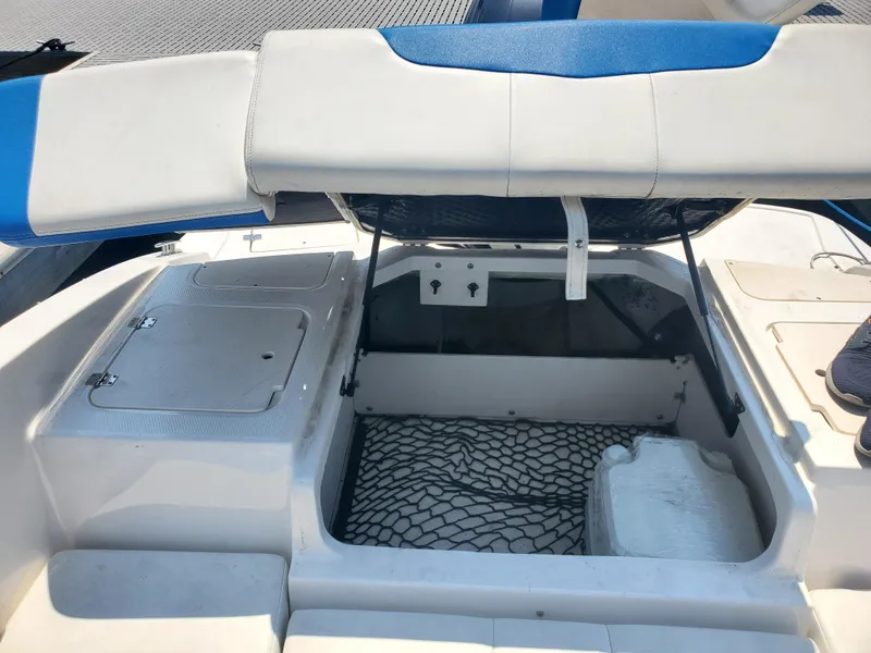 Slide: The Image of Chaparral 21 H2O Sport OB 2018 - 39