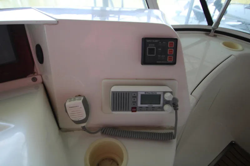 Slide: The Image of Silverton 43 Motor Yacht 2002 - 61