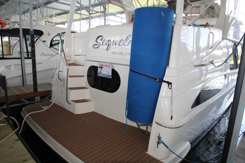 Slide: The Image of Silverton 43 Motor Yacht 2002 - 82