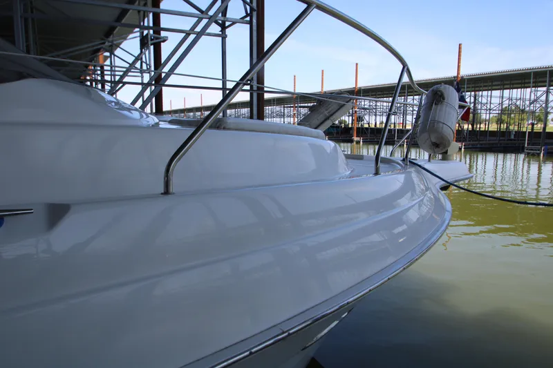 Slide: The Image of Silverton 43 Motor Yacht 2002 - 87