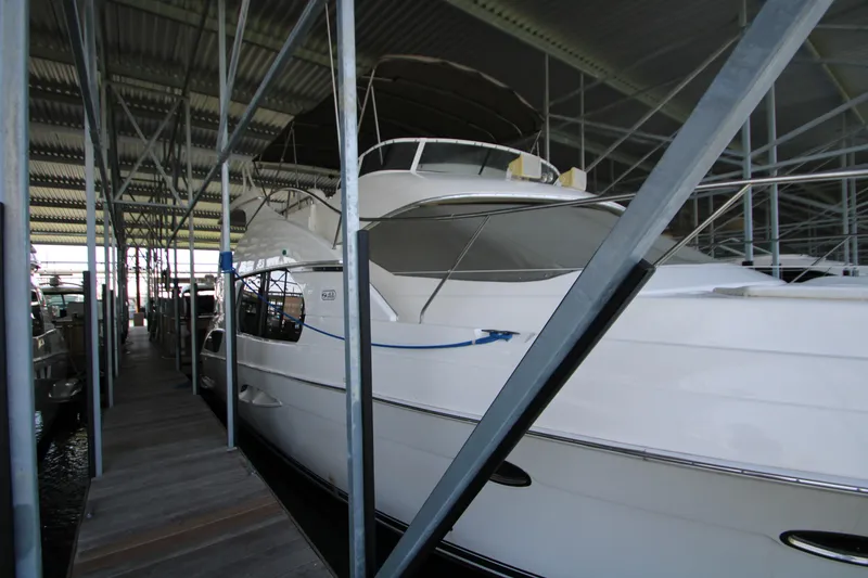 Slide: The Image of Silverton 43 Motor Yacht 2002 - 92