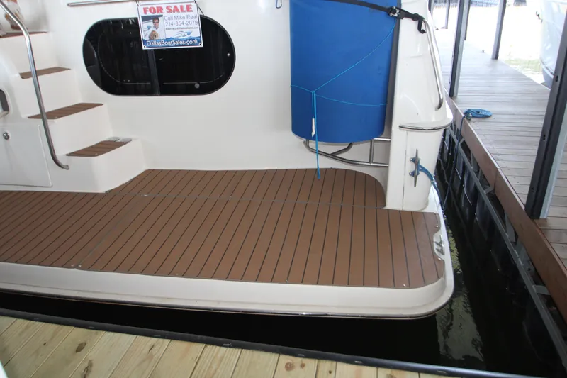 Slide: The Image of Silverton 43 Motor Yacht 2002 - 94